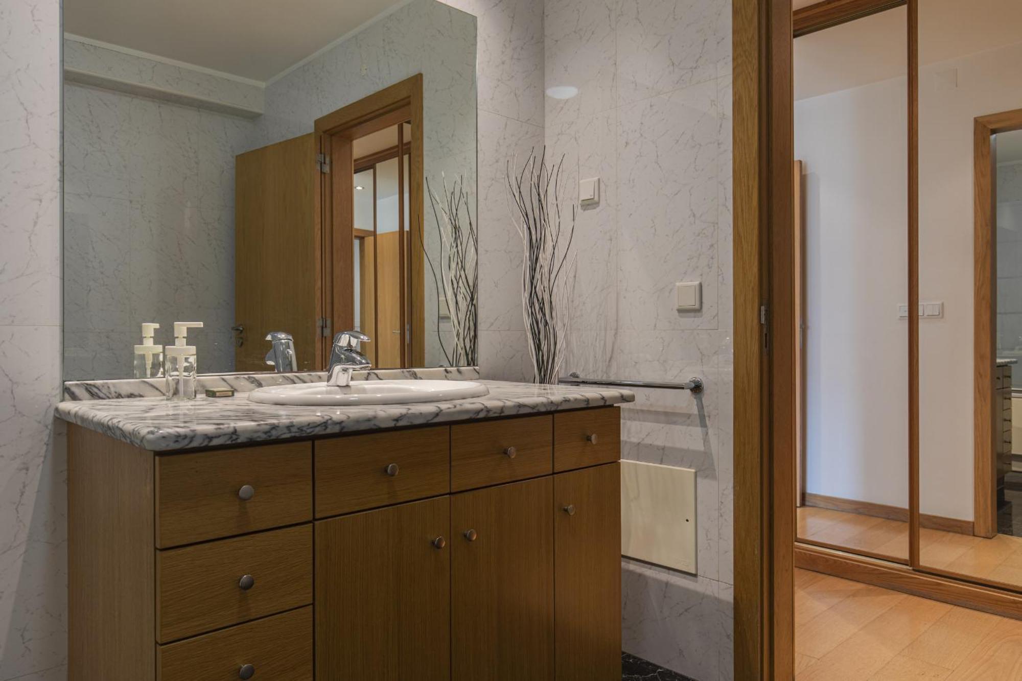 2 Bedroom Large Apartment By Innkeeper Lissabon Exterior foto